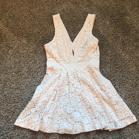 Free People lace minidress with pockets - Picture 1 of 3